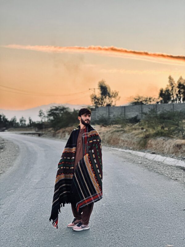Sindhi Shawl - Image 2